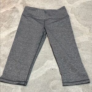 Victoria's Secret Gray Heathered Capri Leggings